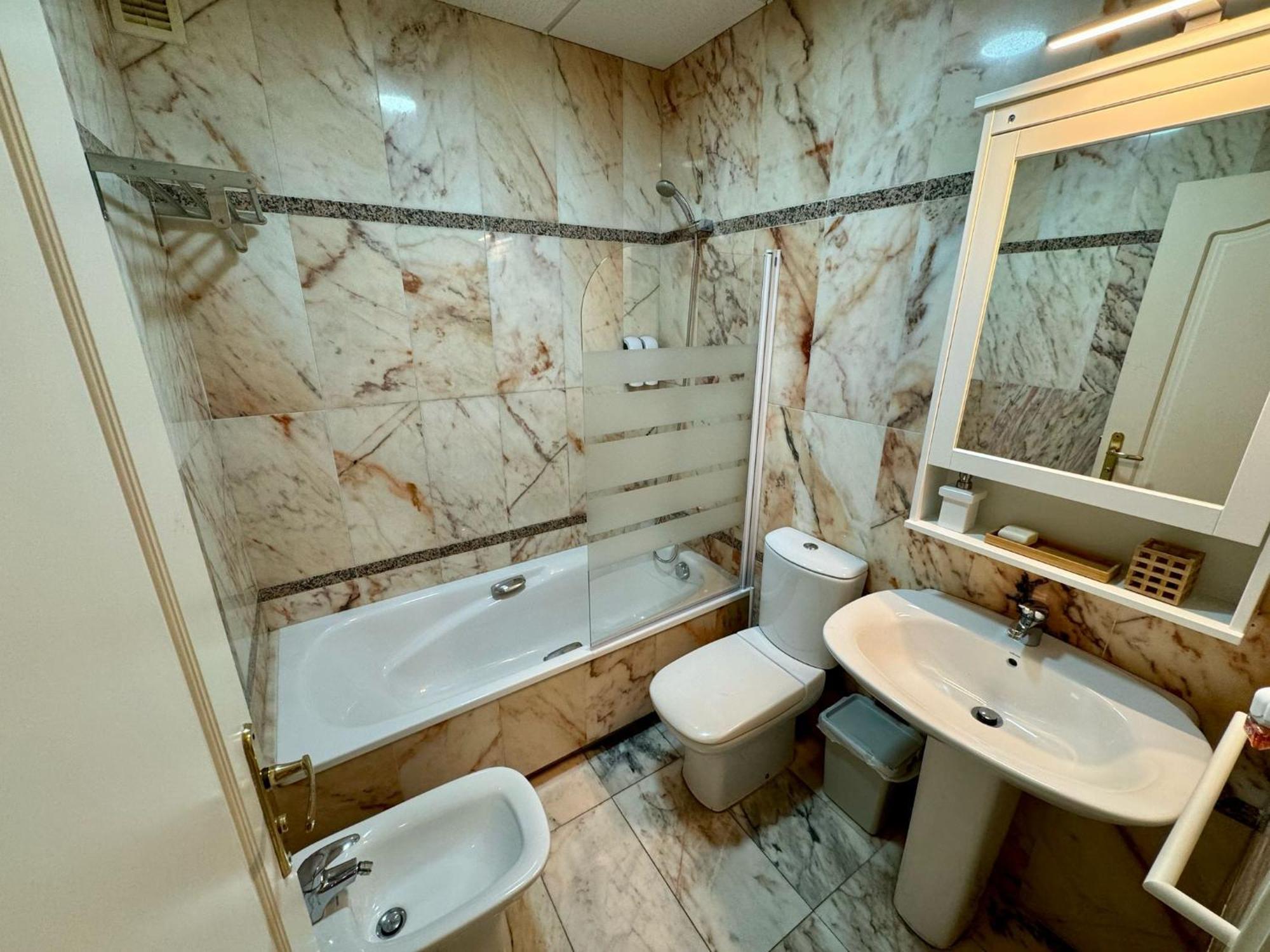 Apartamento Universal La Línea de la Concepción المظهر الخارجي الصورة